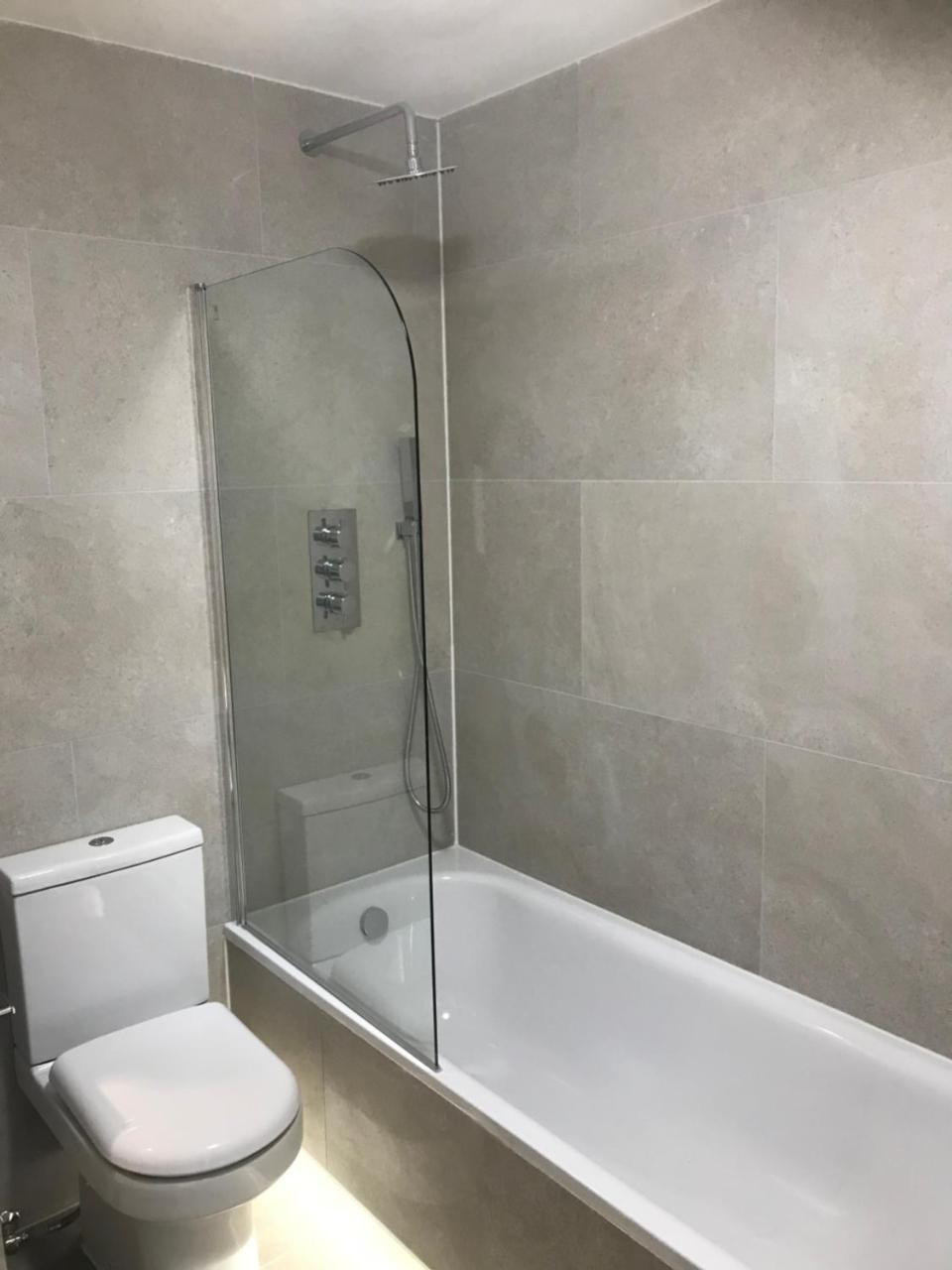 Easystay Slough Central Free Parking Dış mekan fotoğraf
