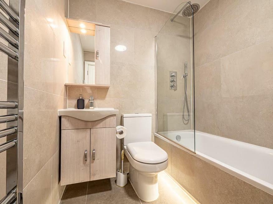 Easystay Slough Central Free Parking Dış mekan fotoğraf
